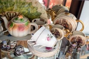 How a Full-Service Estate Sale Takes the Work Off Your Plate